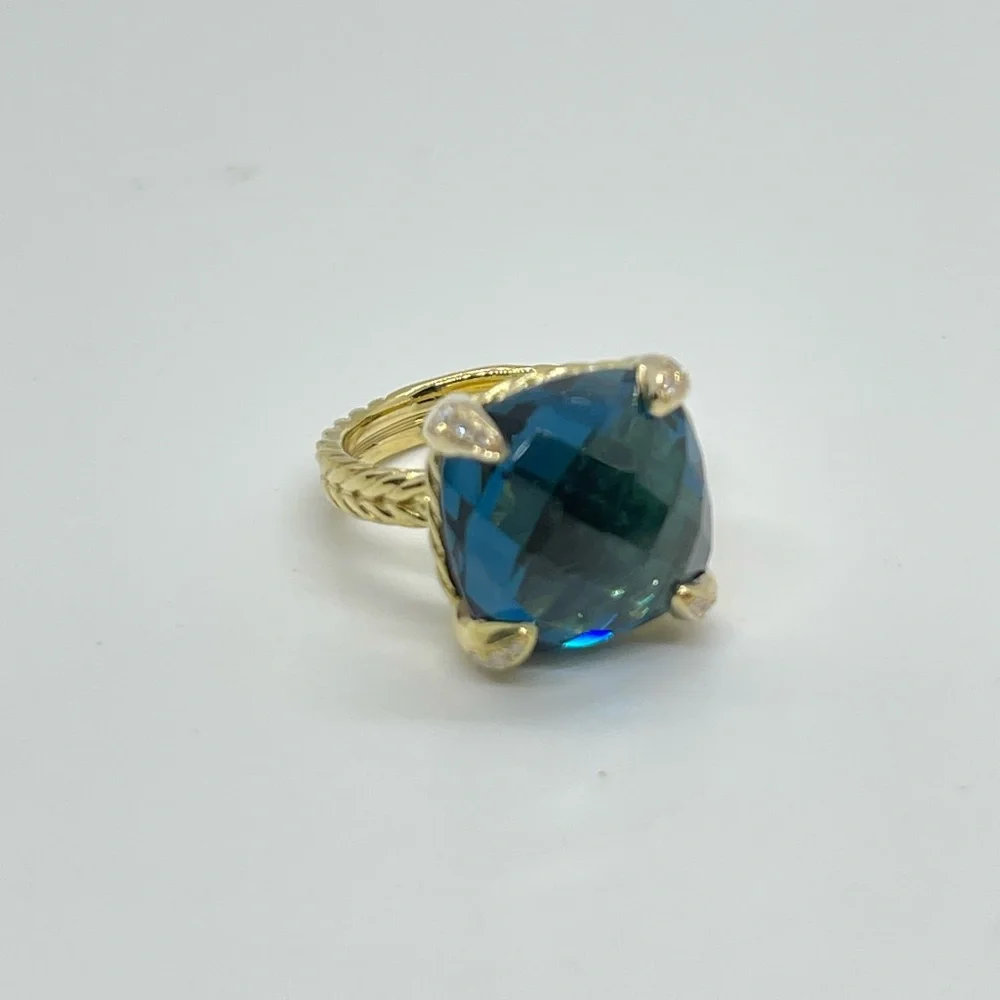 David Yurman Chatelaine Ring 18K Yellow Gold,Hampton Blue Topaz & Diamonds, 14mm - Picture 4 of 16